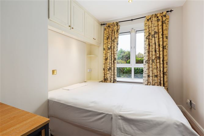 43 Seamount, Blackrock, County Dublin