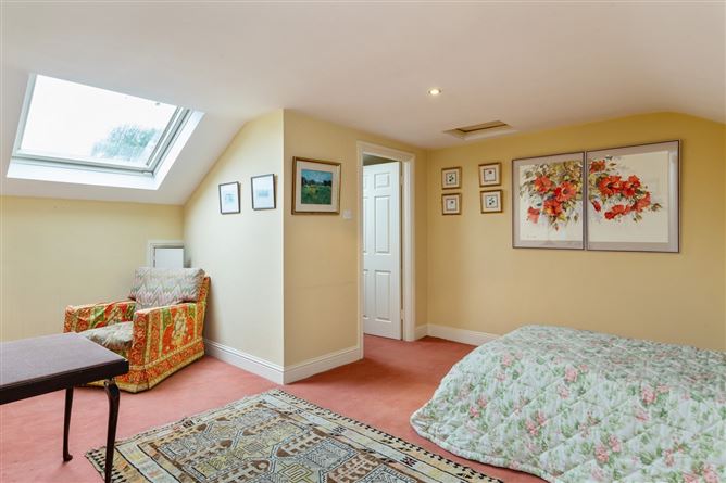 33 Heytesbury Lane, Ballsbridge, Dublin 4
