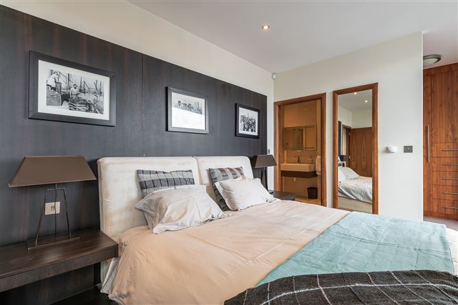 504 Shelbourne Plaza, Hannover quay, Grand Canal Dk, Dublin 4