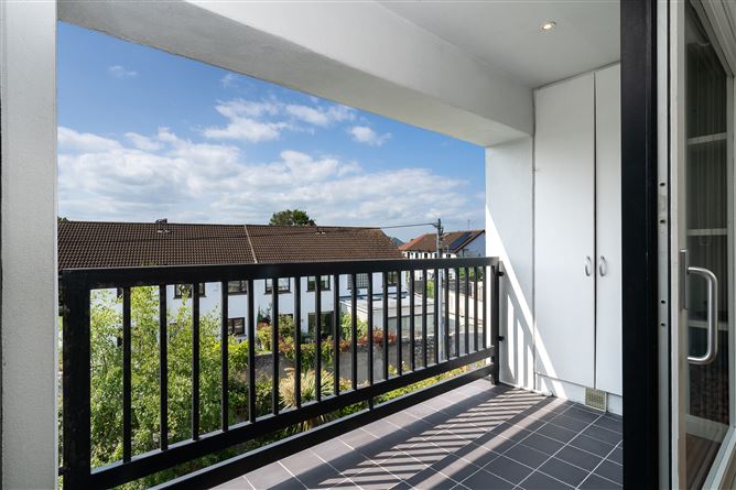 Apartment 6, ST. IVE'S, Bissets Strand, Malahide, County Dublin