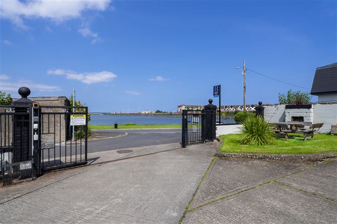 Apartment 6, ST. IVE'S, Bissets Strand, Malahide, County Dublin