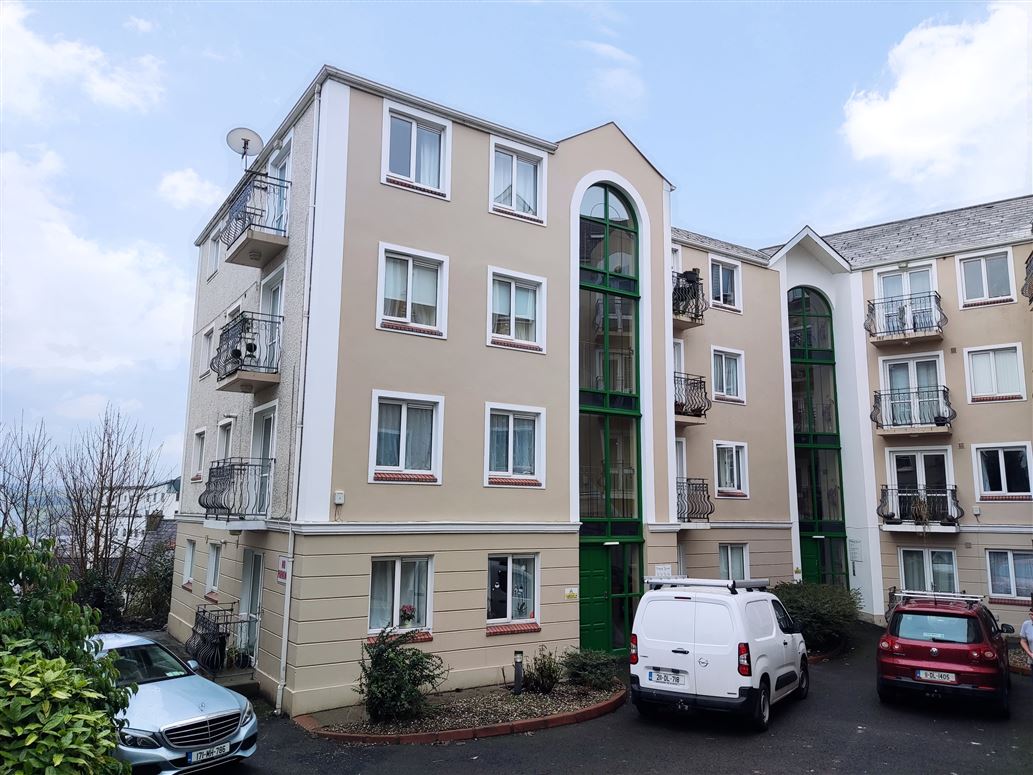 4a Ochard Crescent , Letterkenny, Donegal