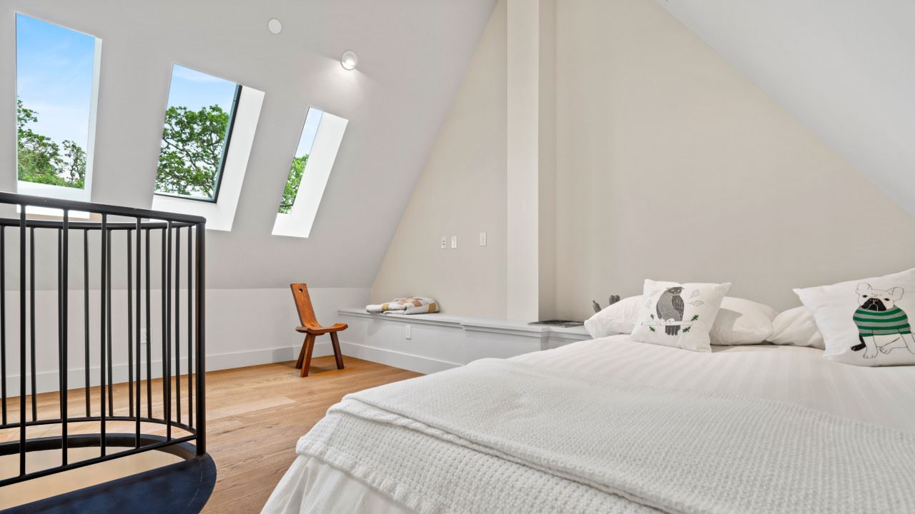 Cabernet & Clover,Glen Ellen, California, USA