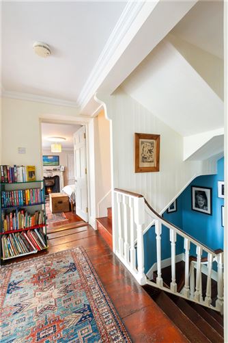 https://photos-a.propertyimages.ie/media/2/6/2/5002262/5ca7e7a3-f98e-43d3-8d27-1337481f03db_l.jpg