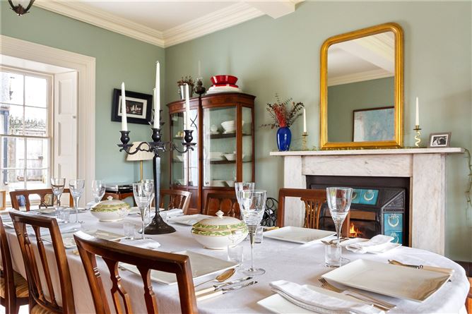 https://photos-a.propertyimages.ie/media/2/6/2/5002262/5ca7e7a3-f98e-43d3-8d27-1337481f03db_l.jpg