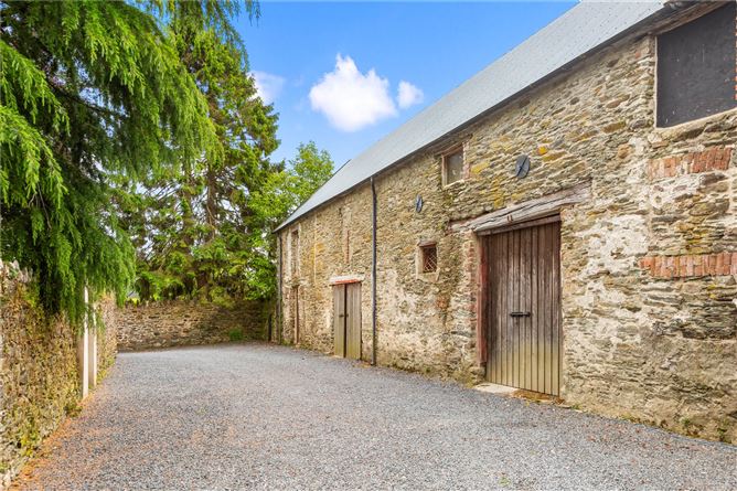 https://photos-a.propertyimages.ie/media/2/6/2/5002262/5ca7e7a3-f98e-43d3-8d27-1337481f03db_l.jpg