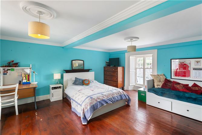 https://photos-a.propertyimages.ie/media/2/6/2/5002262/5ca7e7a3-f98e-43d3-8d27-1337481f03db_l.jpg