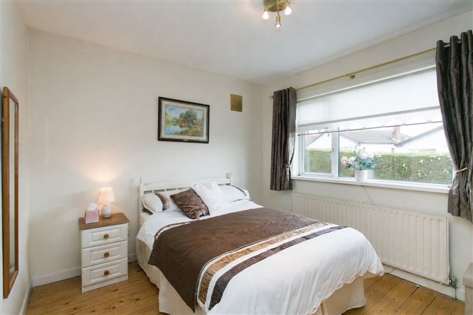 Photo 18 of 23 — 98 Wesbury, Stillorgan, Co. Dublin