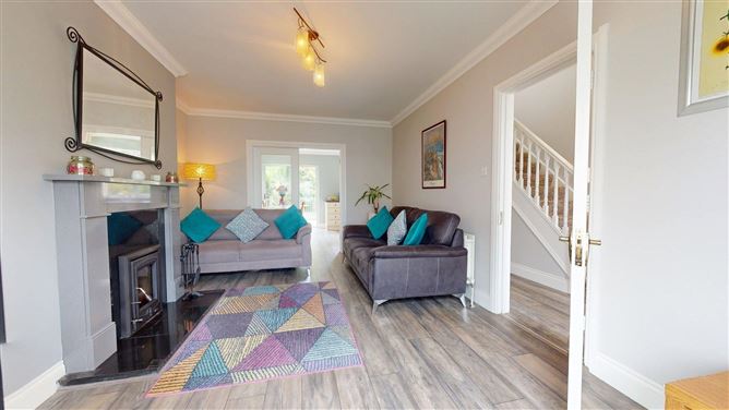 27 Lakeview, Castlebar, Co. Mayo