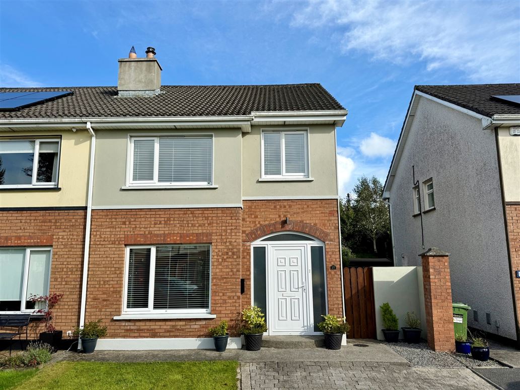 27 Lakeview, Castlebar, Co. Mayo