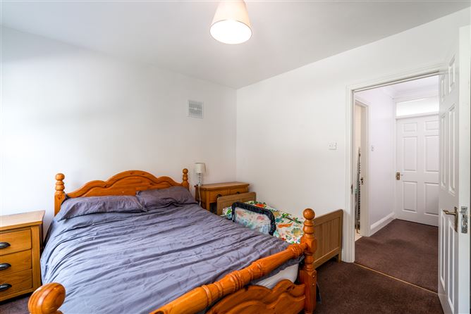 Photo 11 of 13 — Rosslyn Court , Killarney Road, Bray, Wicklow