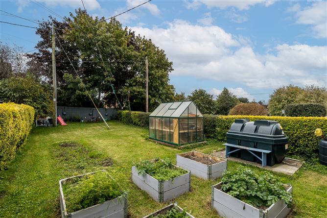 28 St. Peter's Park, Dunboyne, Meath