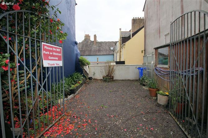 20 Lower O'Connell Street, Kinsale, Cork