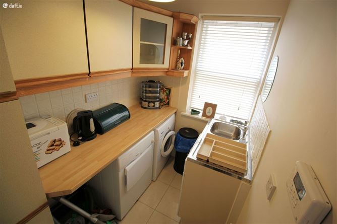 20 Lower O'Connell Street, Kinsale, Cork