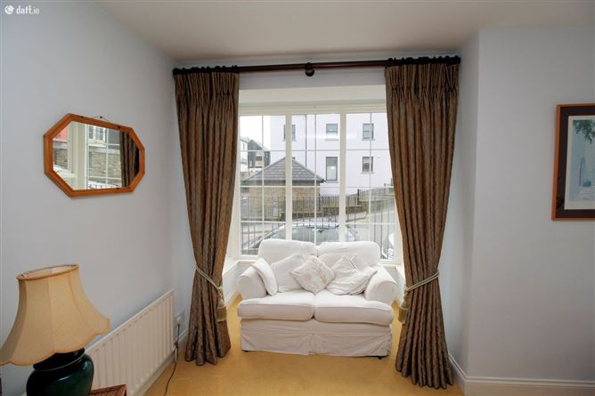 20 Lower O'Connell Street, Kinsale, Cork