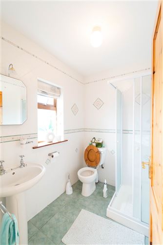 No. 2 Oilean Rua, Ballyferriter, Kerry
