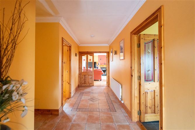No. 2 Oilean Rua, Ballyferriter, Kerry