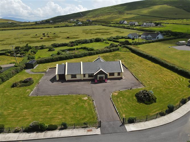 No. 2 Oilean Rua, Ballyferriter, Kerry
