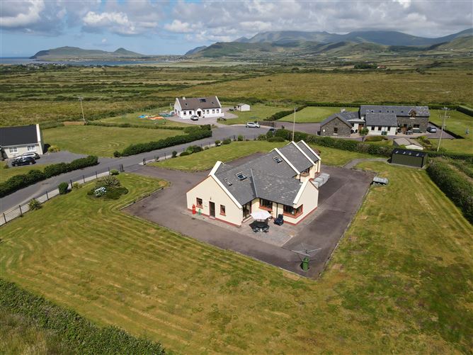 No. 2 Oilean Rua, Ballyferriter, Kerry