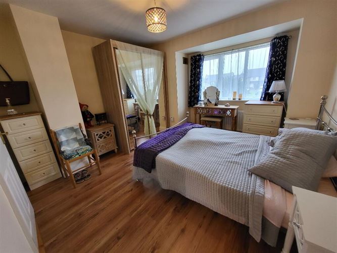 2 Pracklands Crescent, Tubbercurry, Sligo