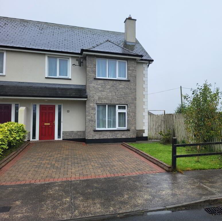 2 Pracklands Crescent, Tubbercurry, Sligo