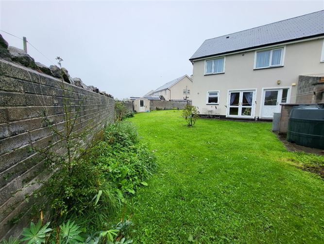 2 Pracklands Crescent, Tubbercurry, Sligo
