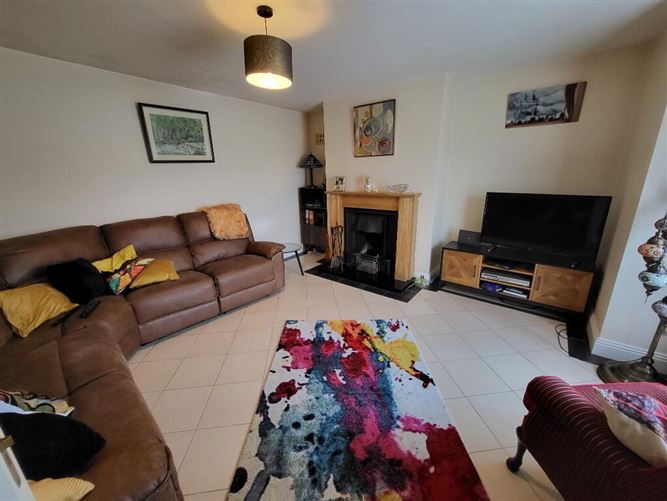 2 Pracklands Crescent, Tubbercurry, Sligo