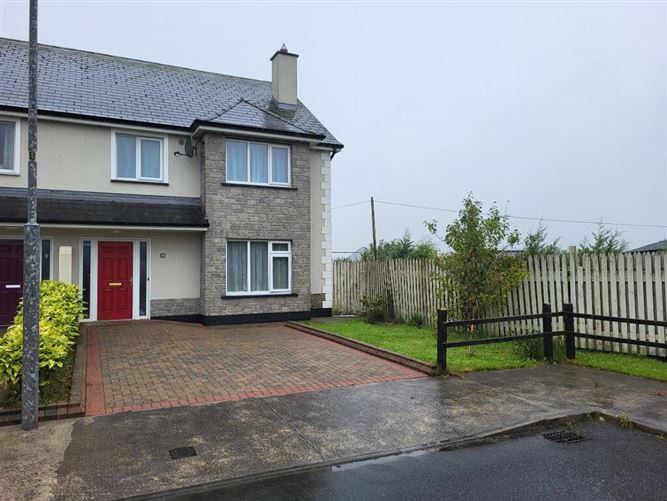 2 Pracklands Crescent, Tubbercurry, Sligo