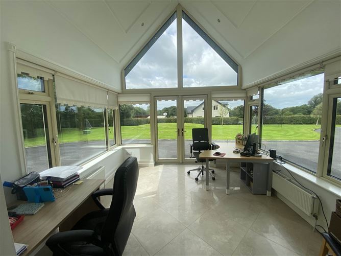 Shower Corner, Ballymakeogh, Newport, County Tipperary
