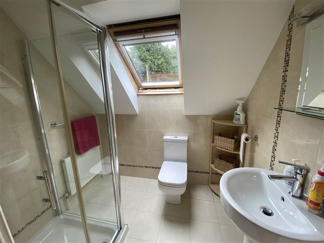 Shower Corner, Ballymakeogh, Newport, County Tipperary