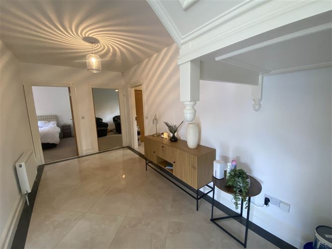 Shower Corner, Ballymakeogh, Newport, County Tipperary