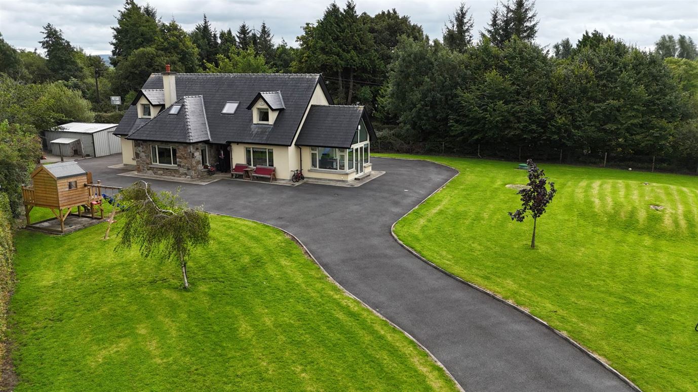 Shower Corner, Ballymakeogh, Newport, County Tipperary