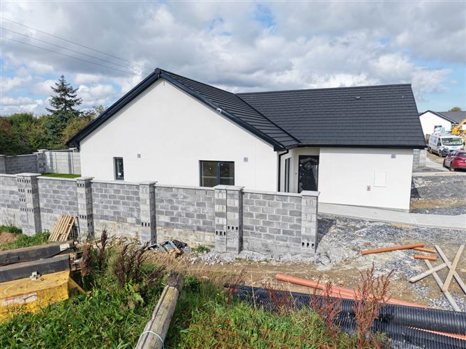 2 Drumquin Heights, Clonmel, County Tipperary