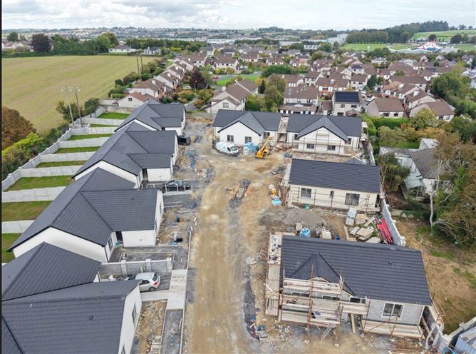 2 Drumquin Heights, Clonmel, County Tipperary