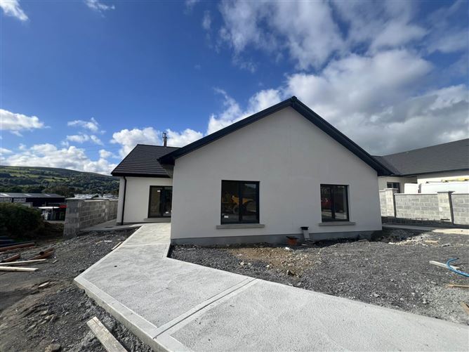 2 Drumquin Heights, Clonmel, County Tipperary