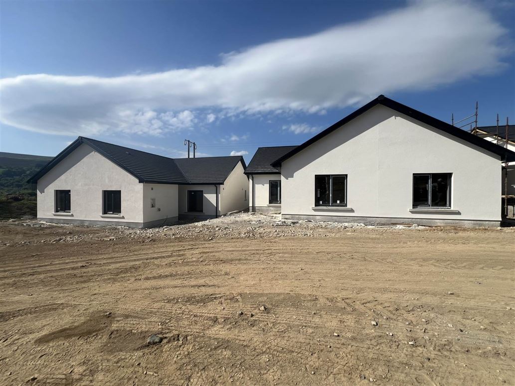 2 Drumquin Heights, Clonmel, County Tipperary