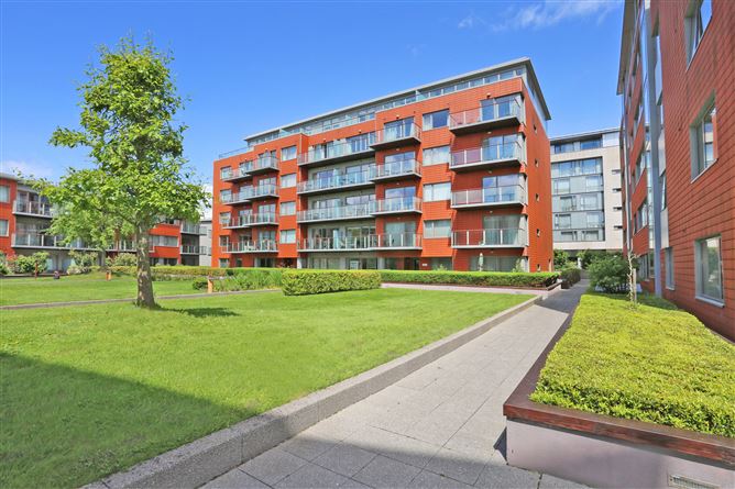 69 The Sarsfield, The Strand, Limerick