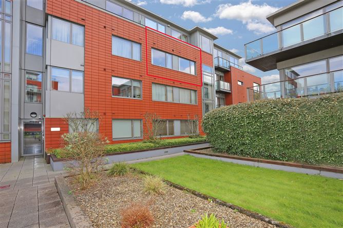 69 The Sarsfield, The Strand, Limerick