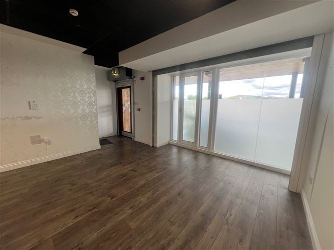 Unit 2 The Mall Upper, New Town Square, Blessington, Wicklow