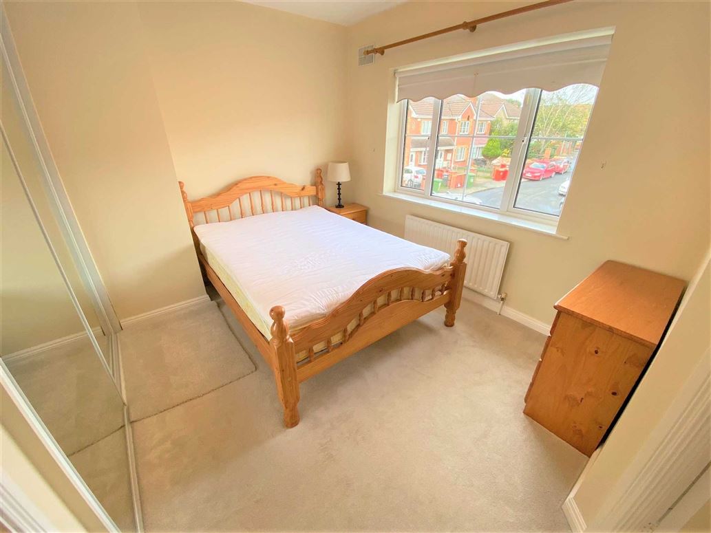 Finn Eber Fort, Finglas, Dublin 11 ROOM B RENTAL (ROOM TO LET WITH ENSUITE)