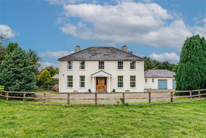 Beechfield House On c. 34 Acres / 13.8 HA., Rathballylong, Blessington, Wicklow