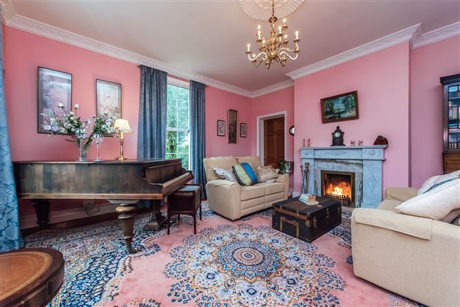 Beechfield House On c. 34 Acres / 13.8 HA., Rathballylong, Blessington, Wicklow