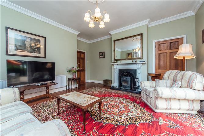 Beechfield House On c. 34 Acres / 13.8 HA., Rathballylong, Blessington, Wicklow