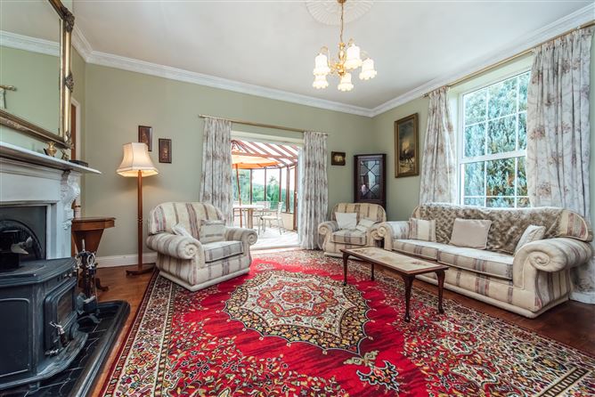 Beechfield House On c. 34 Acres / 13.8 HA., Rathballylong, Blessington, Wicklow