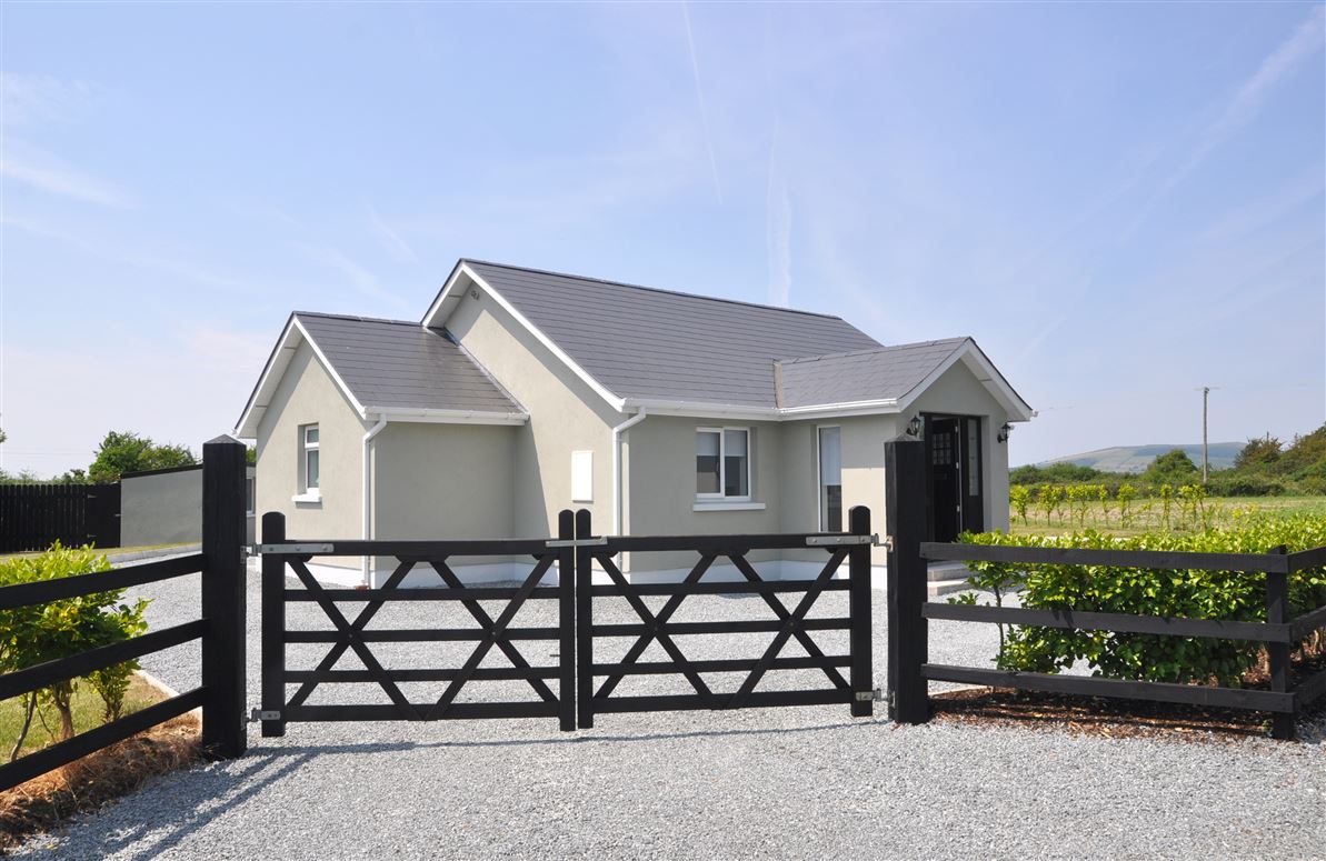 Cloonagh, Gusserane, Campile, Wexford Brian Wallace Auctioneers