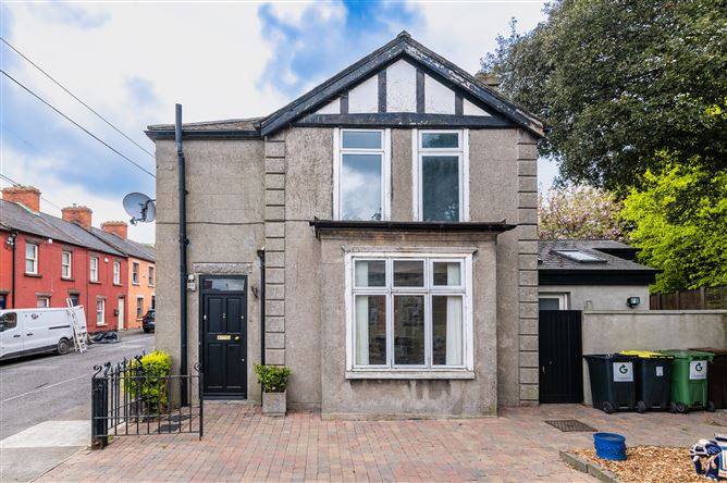2 Cambridge Avenue, Ringsend, Dublin 4