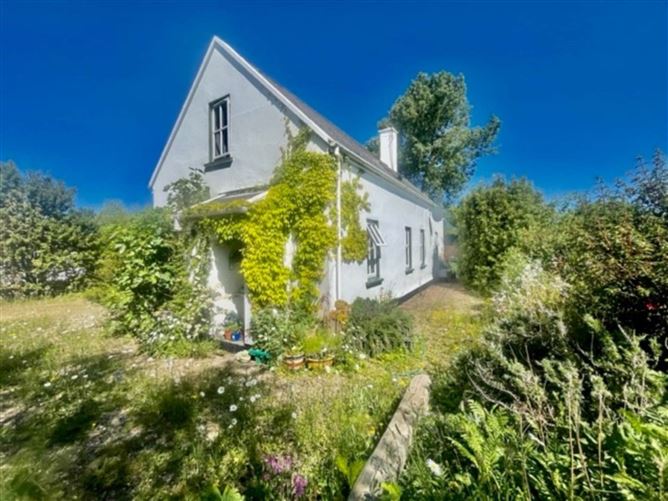 5 Burren Cottages, Abbey West, Bellharbour, Co. Clare