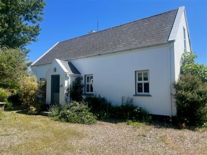 5 Burren Cottages, Abbey West, Bellharbour, Co. Clare
