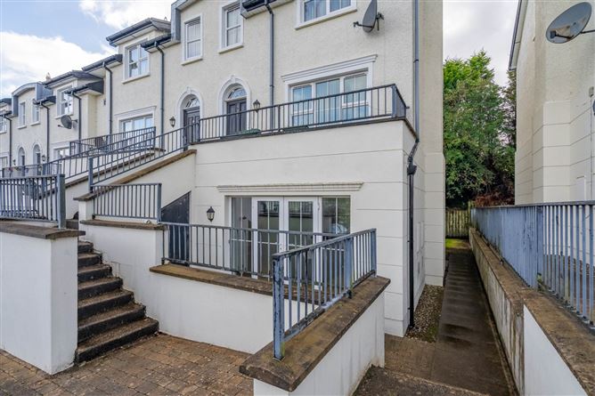 92a The Green, Thornberry, Letterkenny, County Donegal