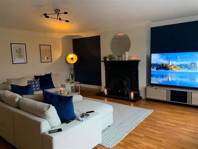 Safe Family Homestay with Private E, Carrick-on-Shannon, Co. Leitrim